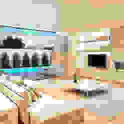 CASA HC1 - Moradia no Estoril - Projeto de Arquitetura - sala piscina Traçado Regulador. Lda Salas de estar modernas Madeira Acabamento em madeira sala,moradia moderna,arquitetura moderna,design interiores,interiores,moradia estoril