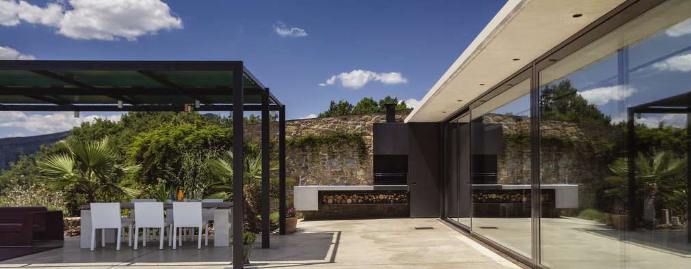 10 Terrazas de lujo con parrilla que te encantaría tener en casa