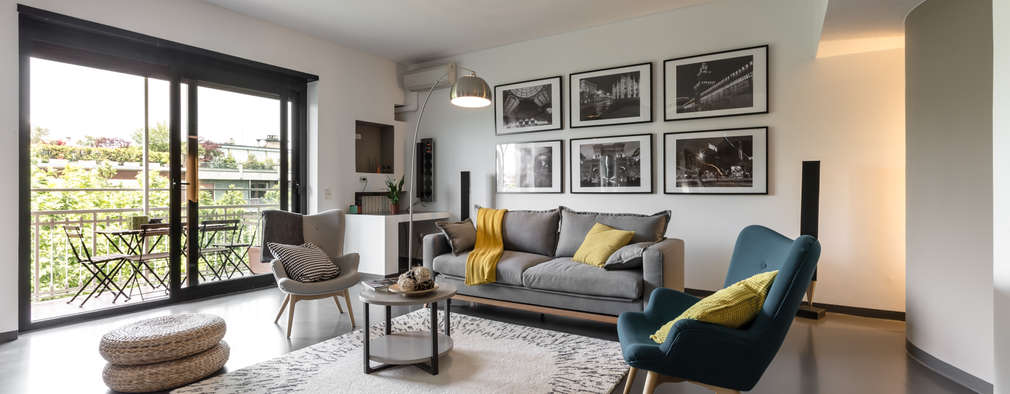 Modern living room by architrek Modern living room by architrek