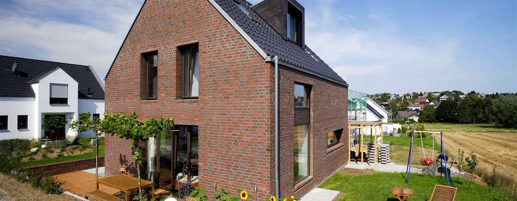 Kleines Einfamilienhaus im modernen Backstein-Look