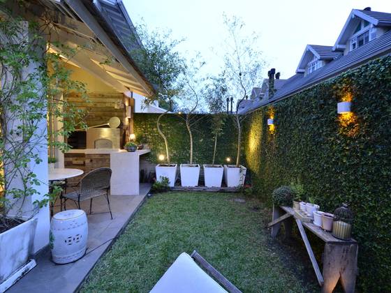 jardines de estilo moderno por tania bertolucci de souza arquitetos associados - Iluminacion De Jardines jardines de estilo moderno por tania bertolucci de souza arquitetos associados - Iluminacion De Jardines