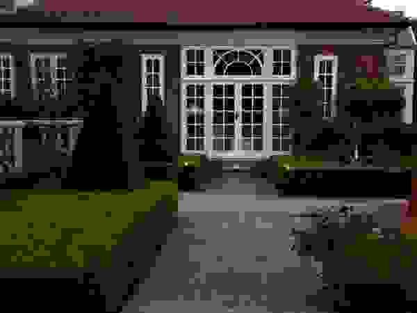 Traditional & Classic Garden Landscape Design Classic style houses