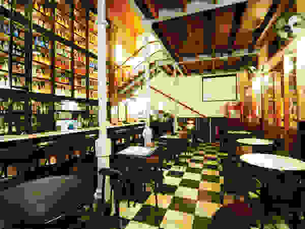 Mascarenhas Arquitetos Associados Bars & clubs