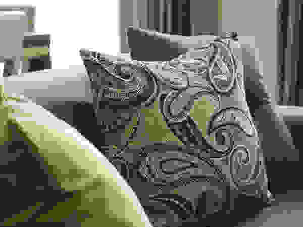 North London LEIVARS Modern living room