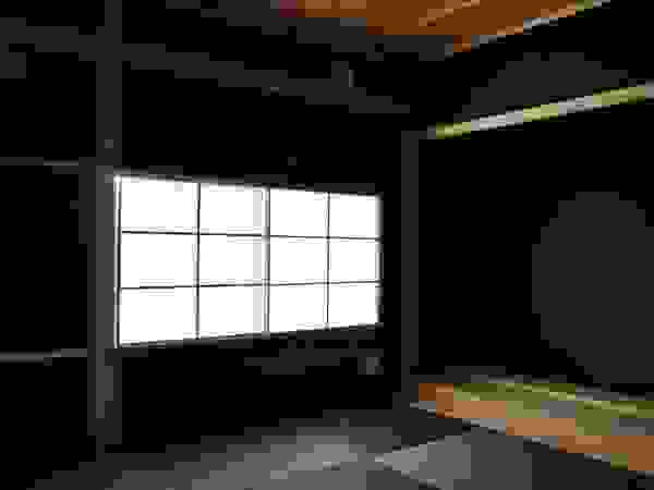 高野建築 Ruang Media Modern