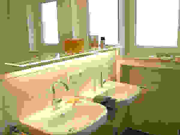 Raumpraesenz-Homestaging Modern bathroom
