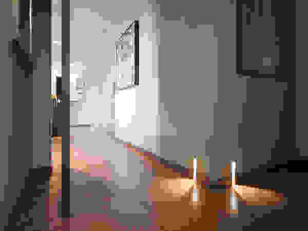 desink.it Modern corridor, hallway & stairs