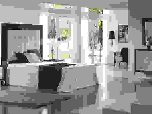 Paco Escrivá Muebles BedroomBeds & headboards