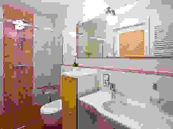 Klotz Badmanufaktur GmbH Bathroom