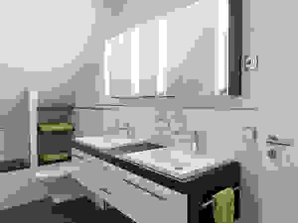 Klotz Badmanufaktur GmbH Bathroom