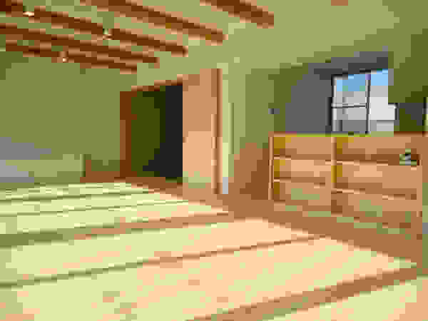 アトリエ24一級建築士事務所 Modern living room