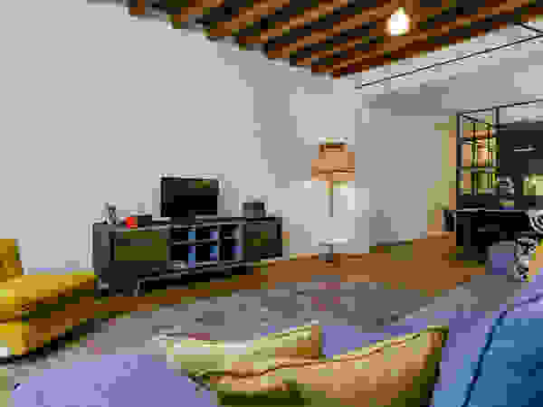NOMADE ARCHITETTURA E INTERIOR DESIGN Corridor, hallway & stairsStorage