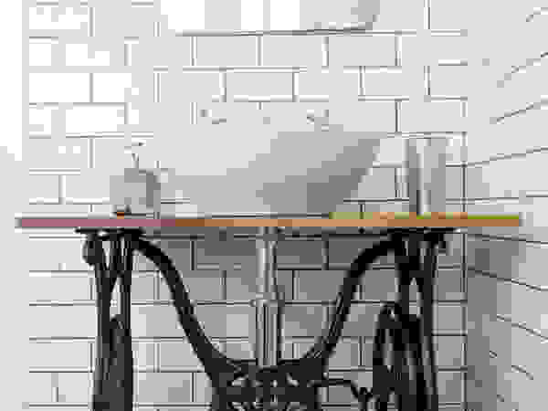 NOMADE ARCHITETTURA E INTERIOR DESIGN Industrial style bathroom