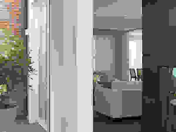 Lore Arquitetura Classic corridor, hallway & stairs
