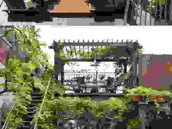 Dotto Francesco consulting Green Eclectic style houses