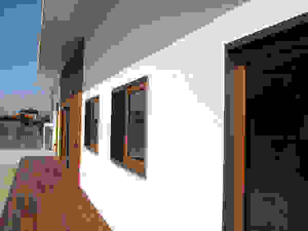 あお建築設計 Modern windows & doors