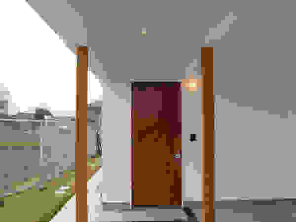 あお建築設計 Modern windows & doors
