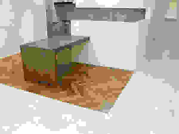 Natural marble flooring "NEW EASYSTONE" (주)이지테크(EASYTECH Inc.) Modern Kitchen
