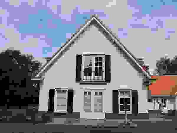 Arceau Architecten B.V. Classic style houses