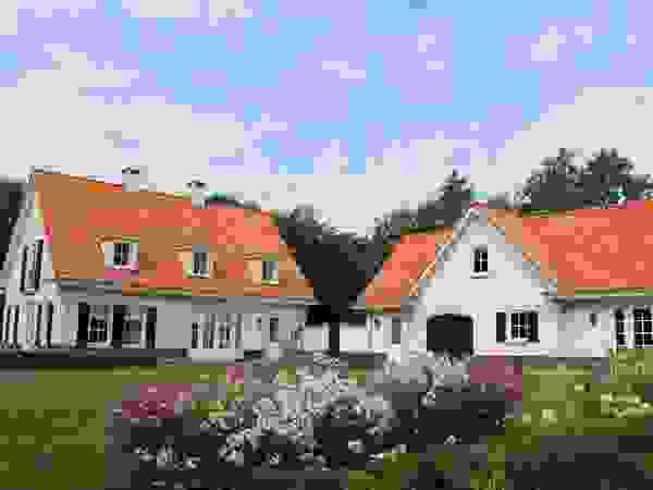Arceau Architecten B.V. Country style garden