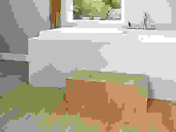 Nobel flooring Country style bathroom