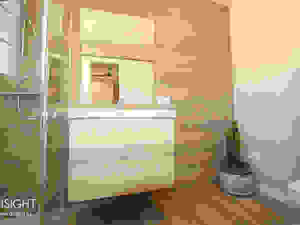 DISIGHT Kamar Mandi Modern