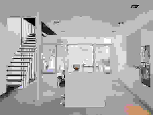 atelier d'architecture FORMa* Minimalistische keukens