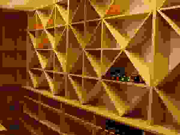 Adrados taller de ebanistería Wine cellar