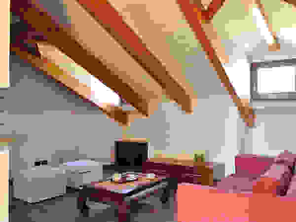 Valtorta srl Modern Living Room