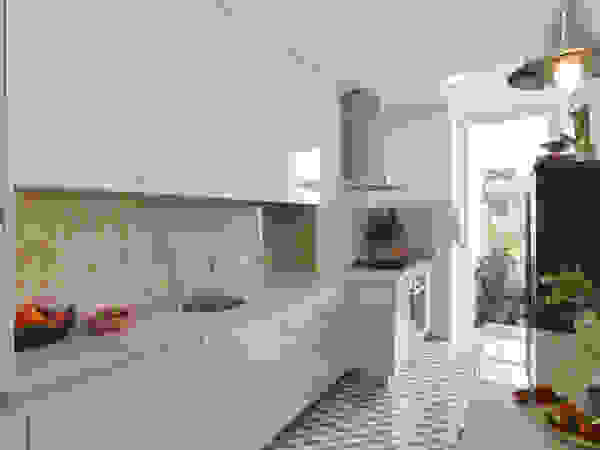Tiago Patricio Rodrigues, Arquitectura e Interiores Modern Kitchen