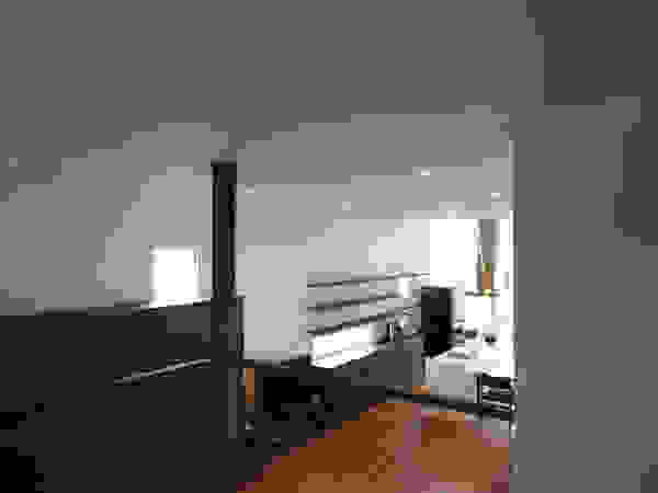 株式会社コウド一級建築士事務所 Moderne Wohnzimmer