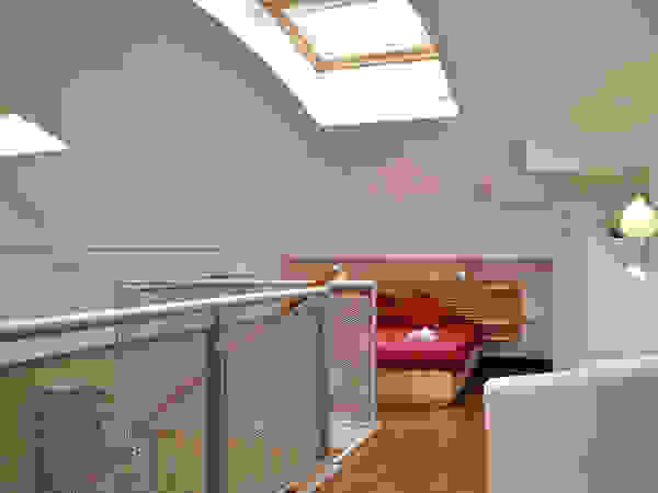 Valtorta srl Modern Bedroom