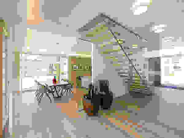 ARKITURA GmbH Modern Corridor, Hallway and Staircase