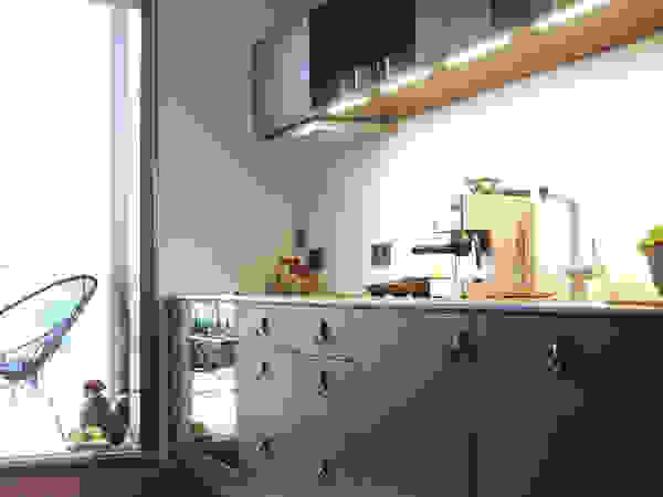 van risk Minimalist kitchen