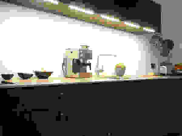 van risk Minimalist kitchen