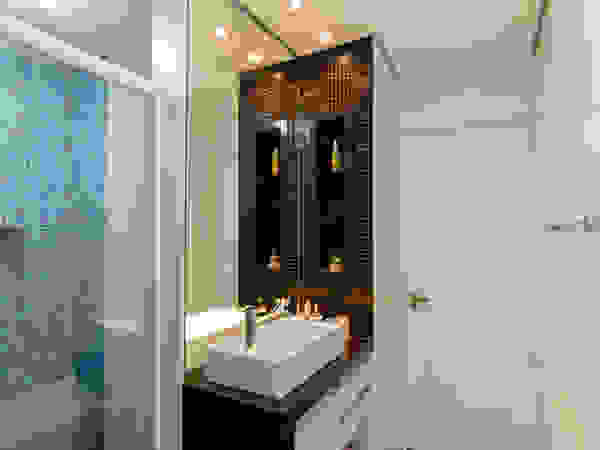 Raphael Civille Arquitetura Minimalistische Badezimmer