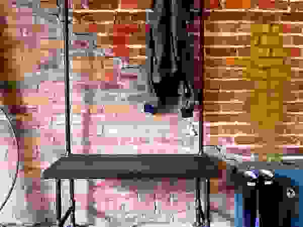 Home Loft Studio Коридор, коридор і сходиГачки для одягу та стенди