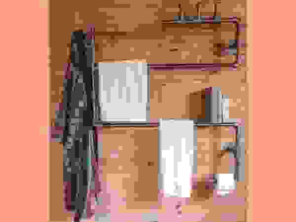 Home Loft Studio Коридор, коридор і сходиГачки для одягу та стенди