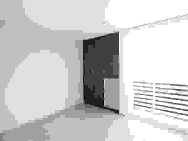 JF ARQUITECTOS BedroomWardrobes & closets