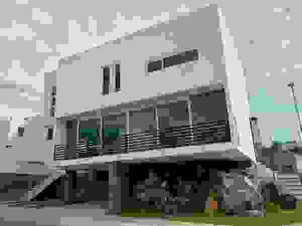 JF ARQUITECTOS Minimalist house