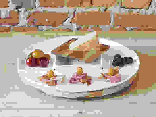 Enjoyme KitchenCutlery, crockery & glassware