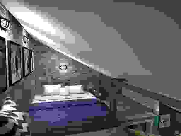 Дизайн-студия HOLZLAB Industrial style bedroom
