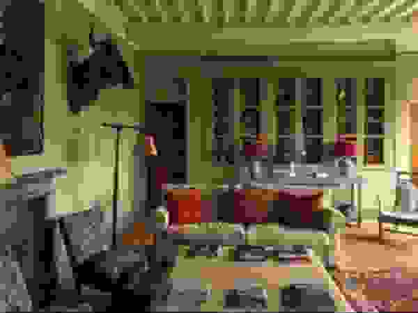 Studio Mazzei Architetti Classic style living room
