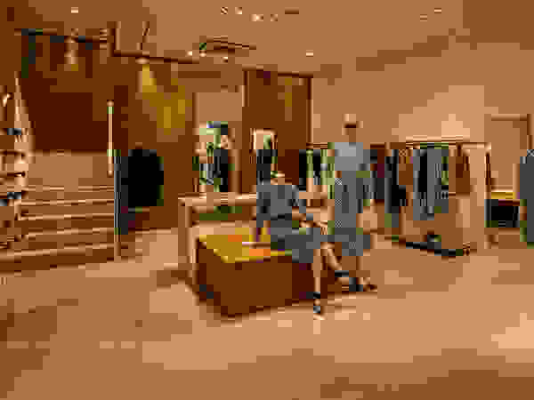 Mario Marino Minimalist offices & stores