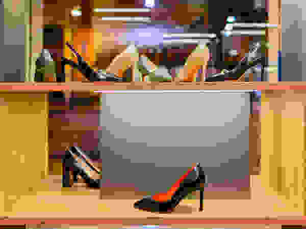 Mario Marino Modern offices & stores