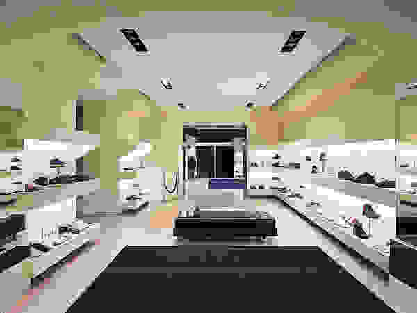 Mario Marino Modern offices & stores