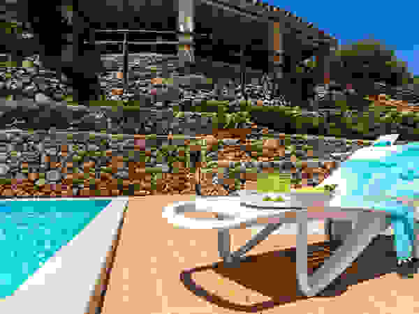 Mario Marino Rustic style pool