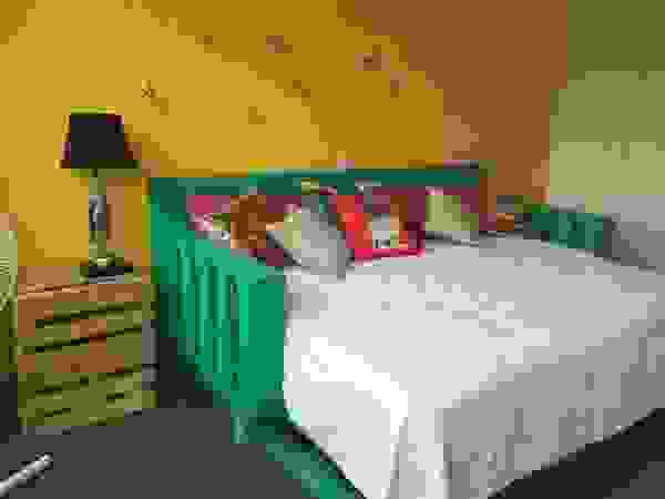 Biogibson BedroomBeds & headboards
