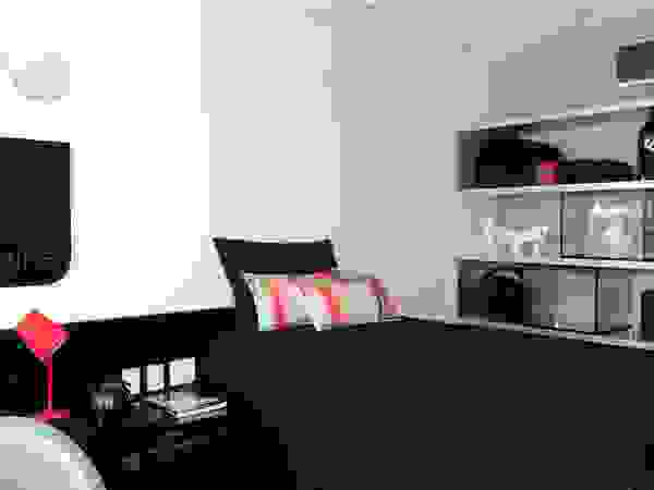 ROMERO DUARTE & ARQUITETOS Modern style bedroom