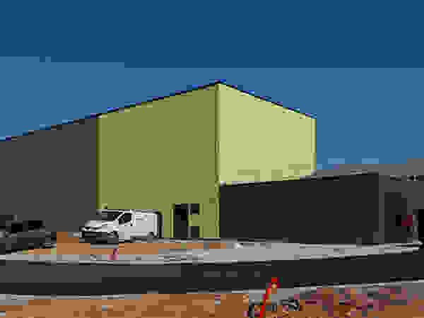 Alphaphoto Offices & stores